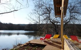 Maison De Vacances Gite De L'etang - Parc Des Volcans D'auvergne À